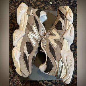 New Balance Arid Stone / Dusty Brown Sneakers (9060)